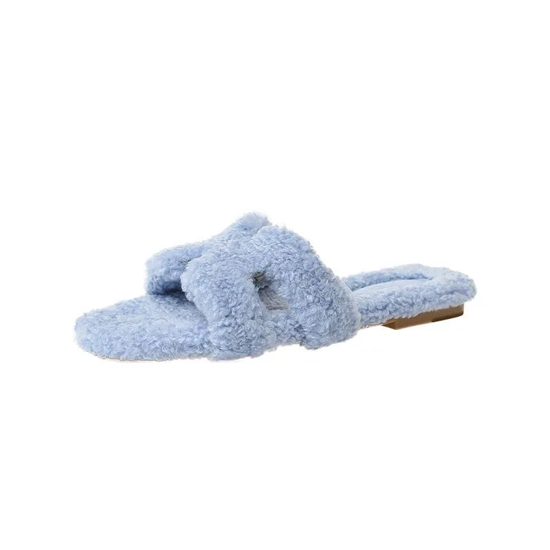 Cozy & Chic Faux-Fur Sherpa Slides