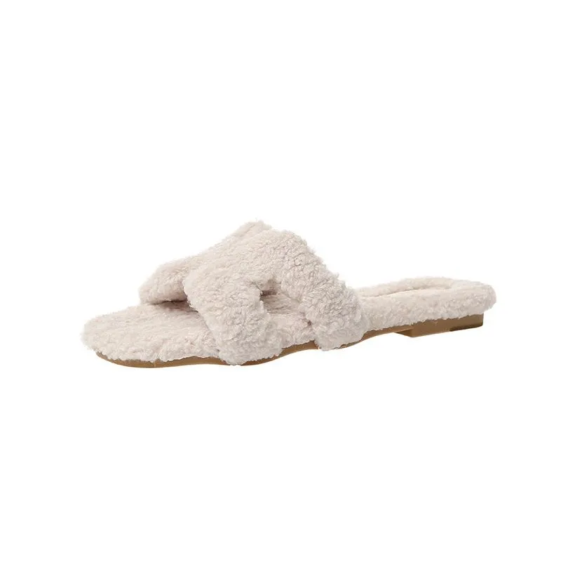 Cozy & Chic Faux-Fur Sherpa Slides