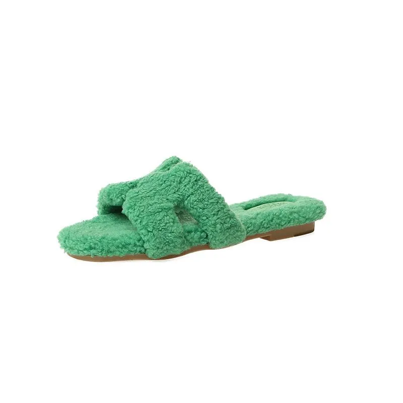 Cozy & Chic Faux-Fur Sherpa Slides