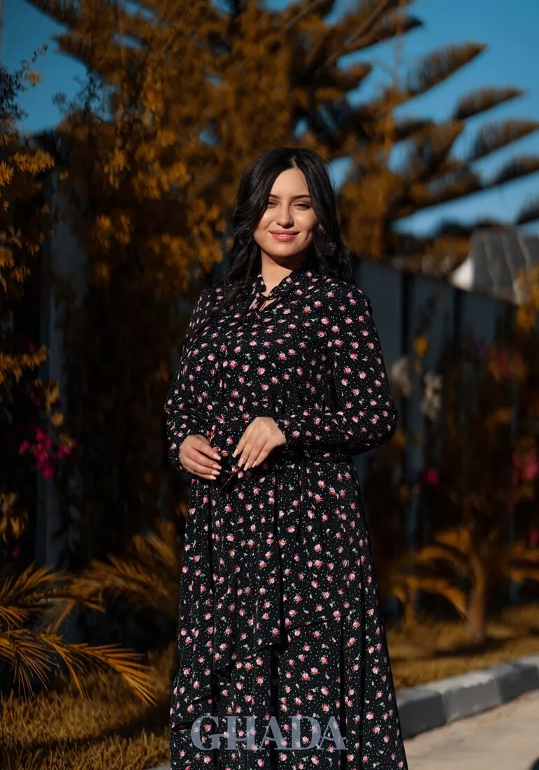 Robe longue en noir imprimée floral