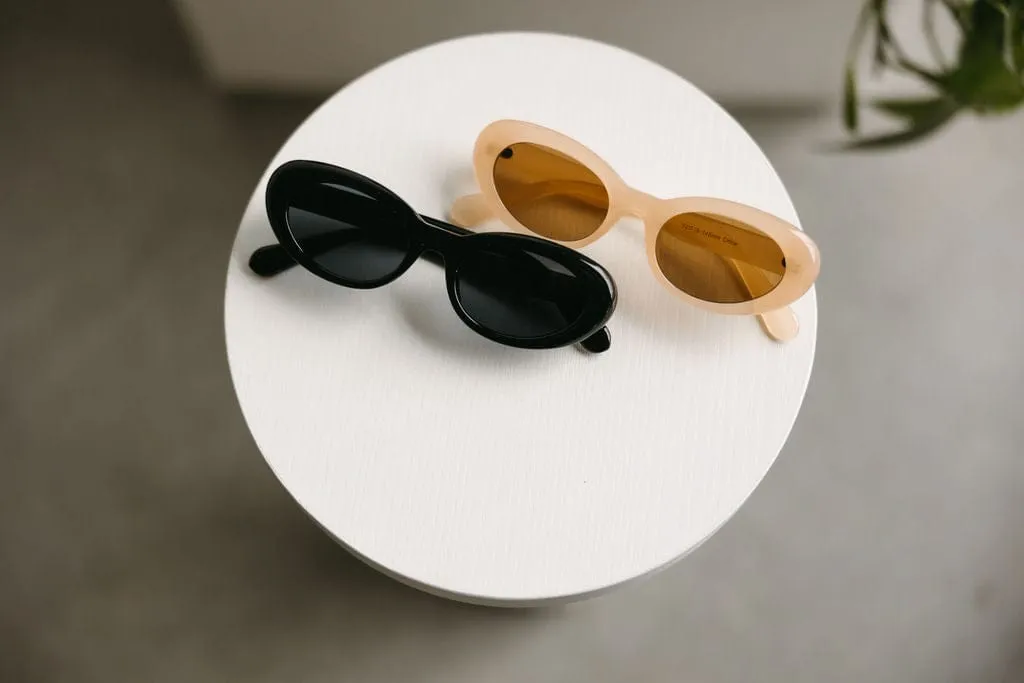 VENICE SUNGLASSES IN TRANSLUCENT BEIGE