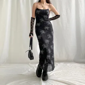 Verona - Robe vintage en dentelle florale avec superposition transparente
