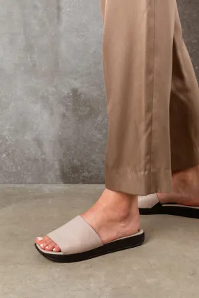 Whiz Slides - Beige