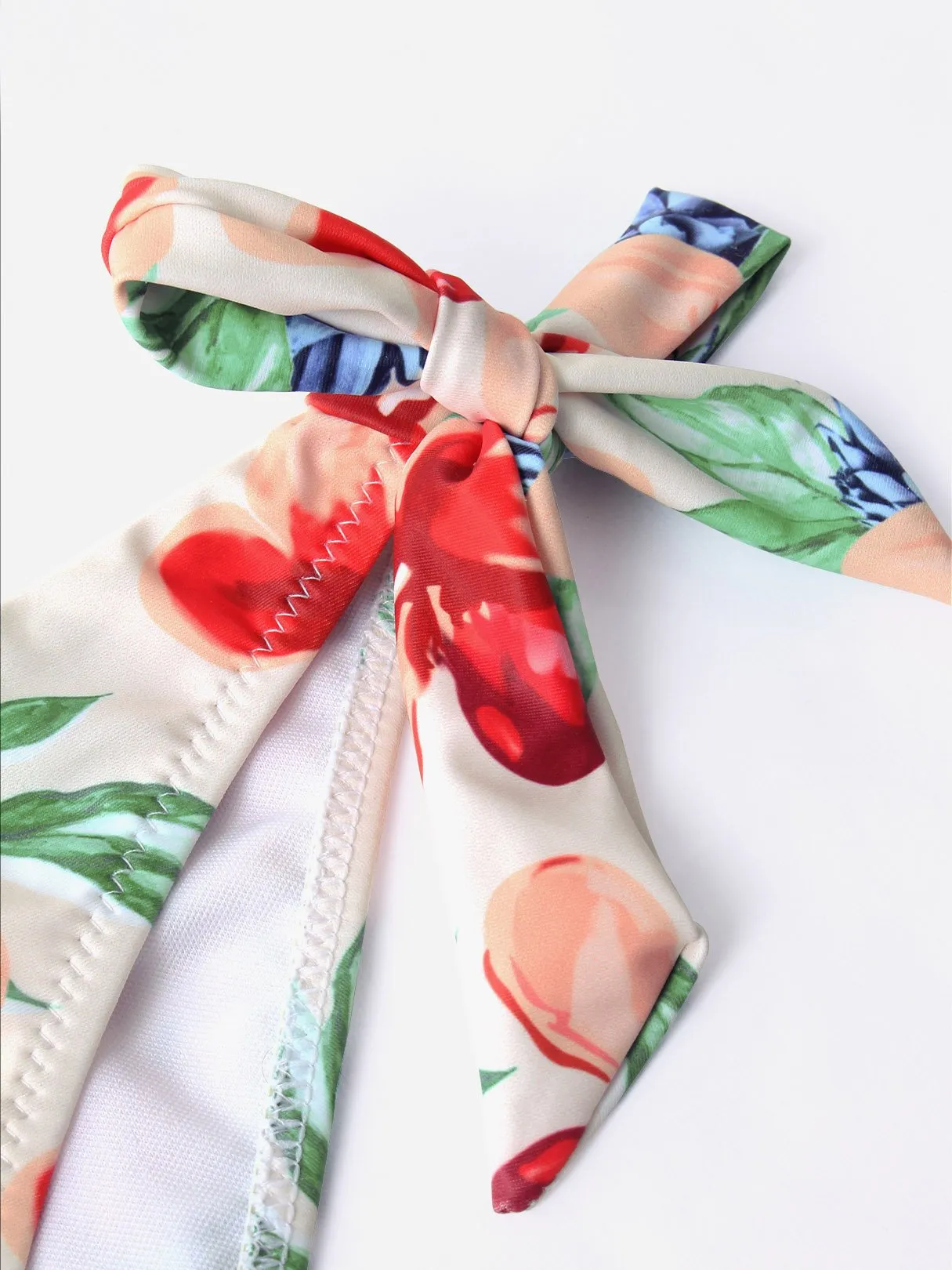 Wholesale Green Sleeveless Floral Print Spaghetti Strap Two Piece Bikinis